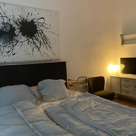 1 Schlafenzimmer 1 Whonzimmer Waschmaschine Trockner Maximum 4Personen Rheinhausen Center Appartement 1705 ドゥイスブルグ エクステリア 写真