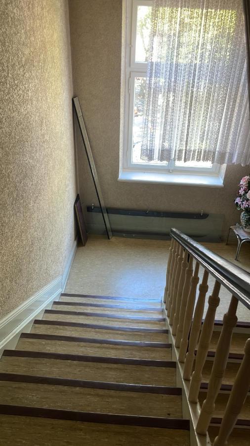 1 Schlafenzimmer 1 Whonzimmer Waschmaschine Trockner Maximum 4Personen Rheinhausen Center Appartement 1705 ドゥイスブルグ エクステリア 写真